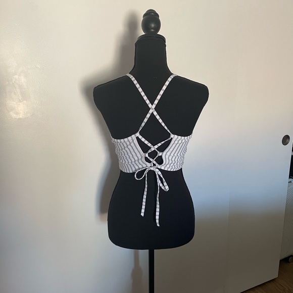 Bikini top, size medium - Picture 3 of 3